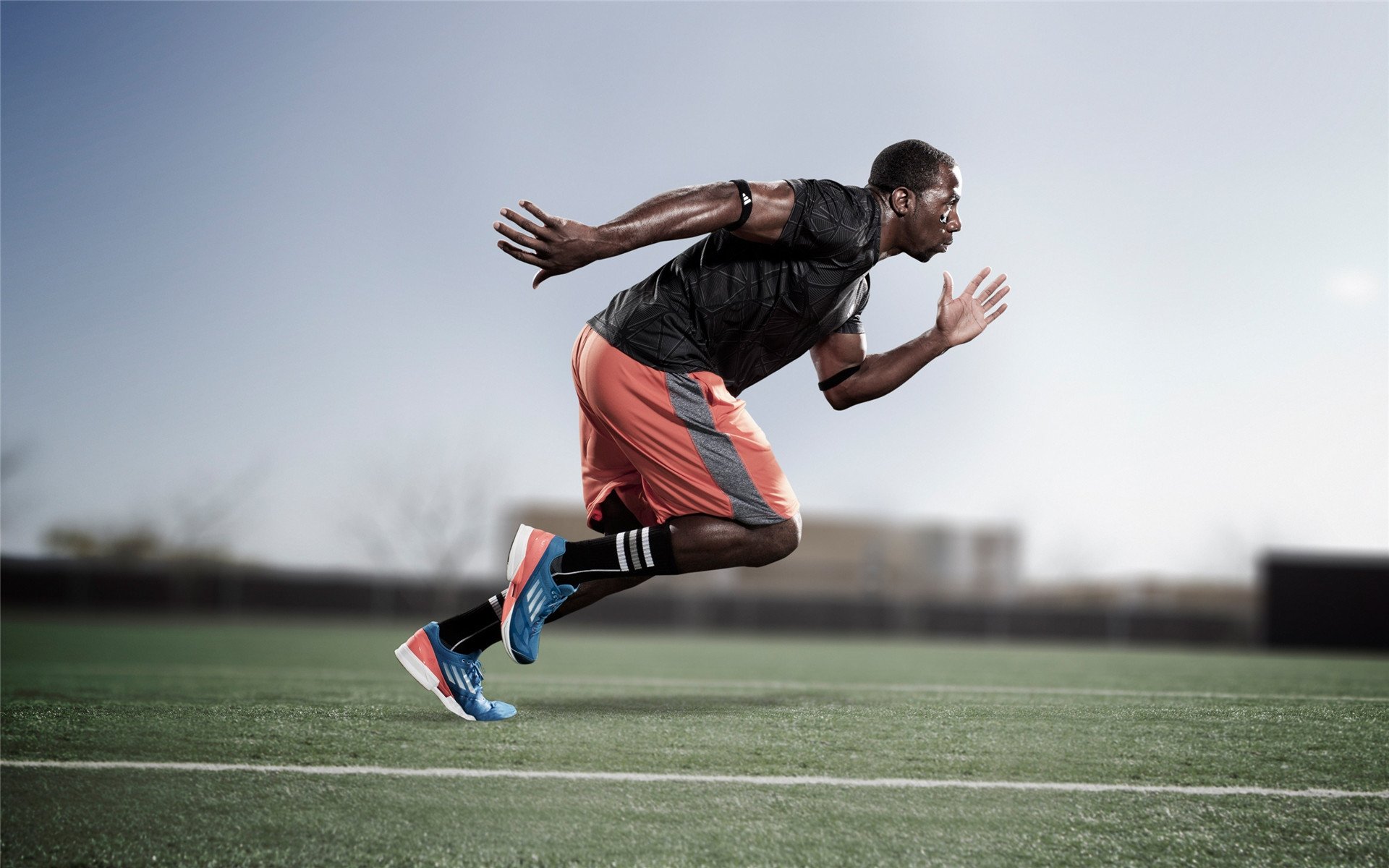 特斯·冯·迪克：敏锐的战术嗅觉，让南非队在比赛中保持优势，安迪冯斯特拉克